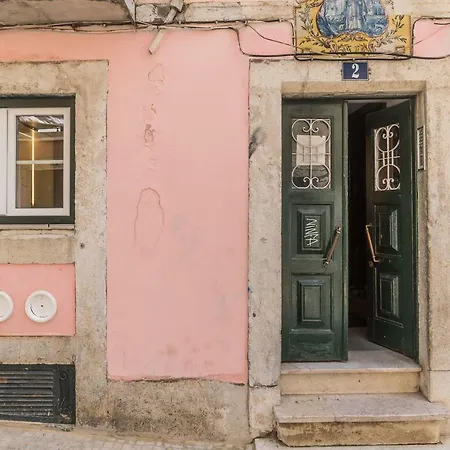 Daire Incubos Bica Lisboa